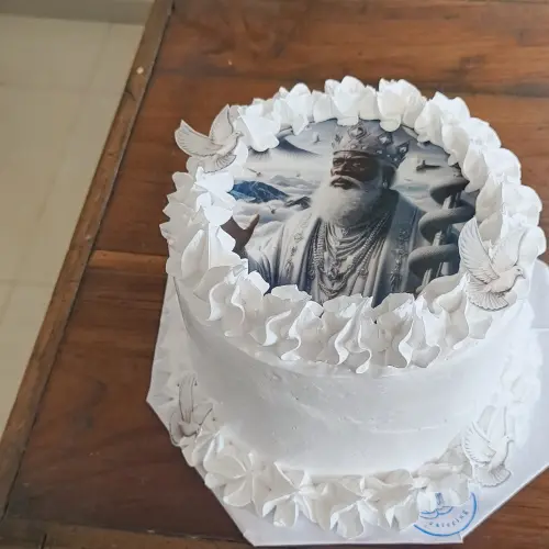 19 CM con papel comestible's photo #1